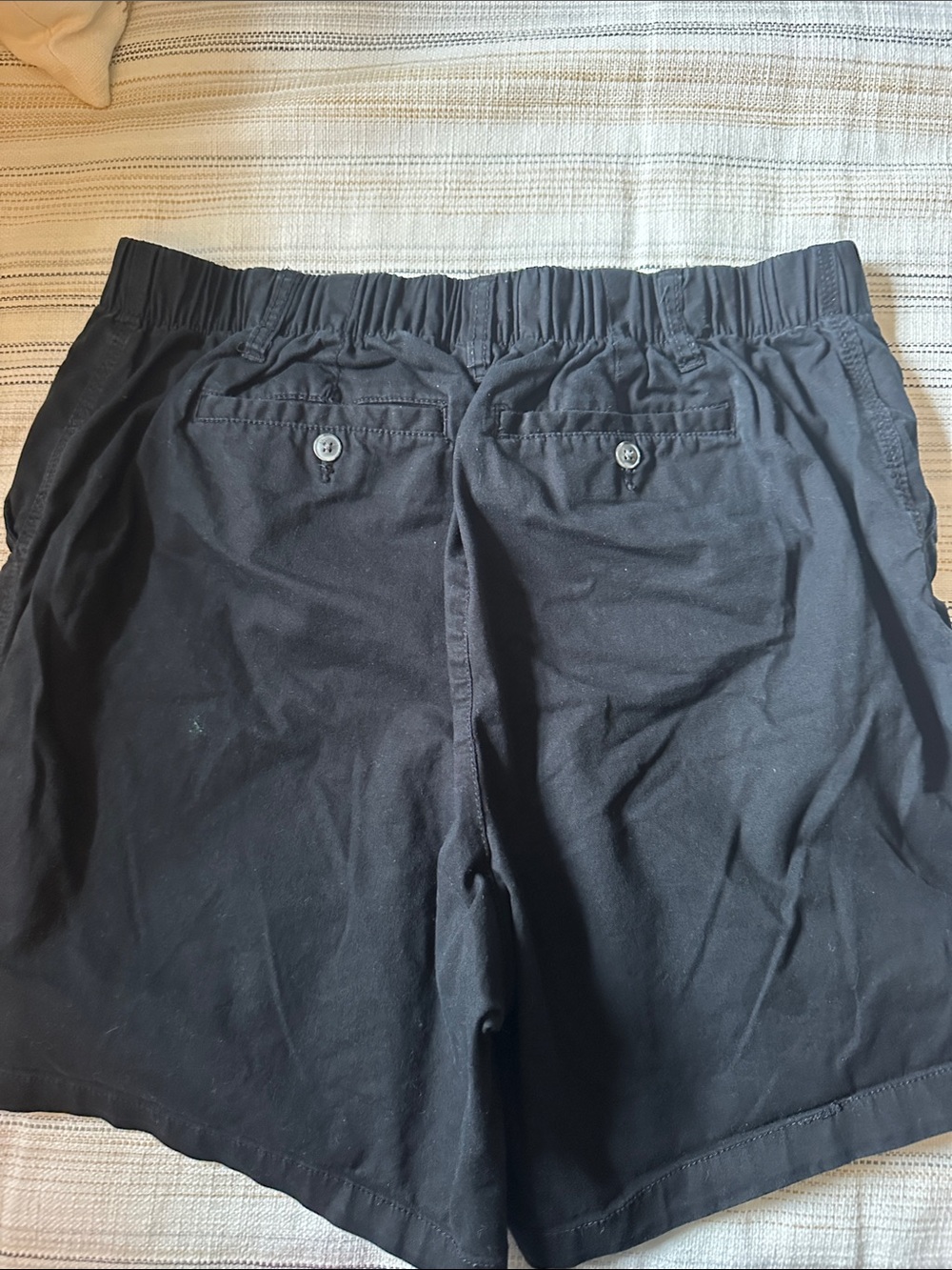 Old Navy..Set of 4 Casual Elastic-Waist Shorts in Black, Navy, Gray, and Khaki - Picture 3 of 14